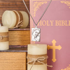 Classic Style Madonna And Child Crafted Embossed Amulet Pendant