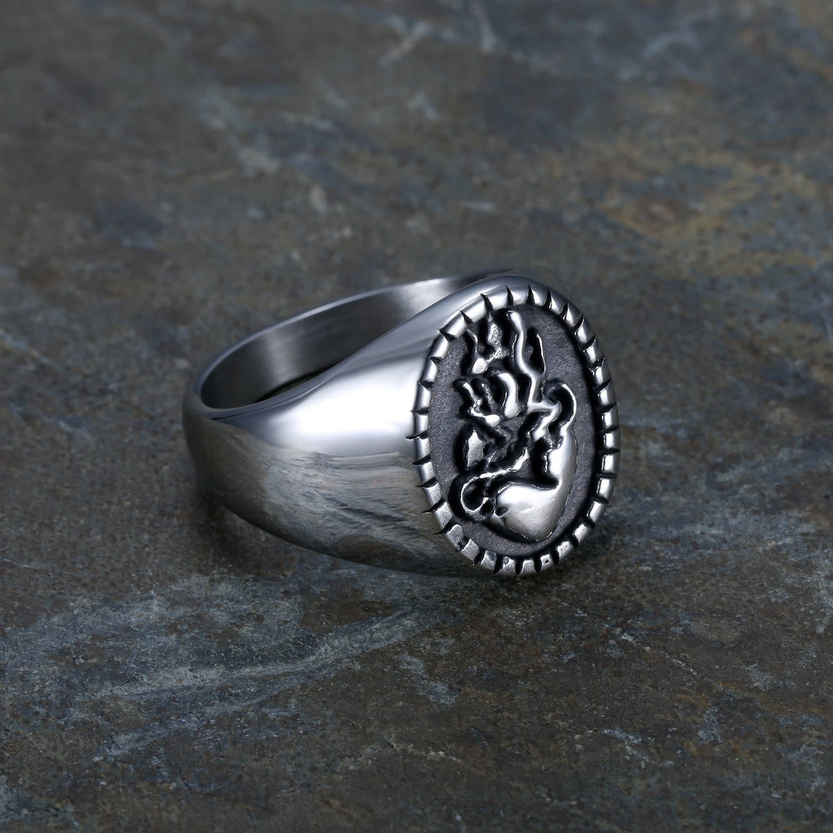 Classic Retro Style Jesus Sacred Heart Engraved Stainless Steel Faith
