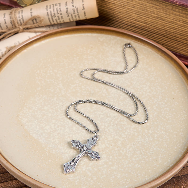 Retro Pattern Exclusive Craft Grape Leaves Jesus Crucifix Pendant