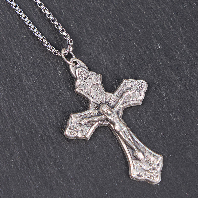 Retro Pattern Exclusive Craft Grape Leaves Jesus Crucifix Pendant