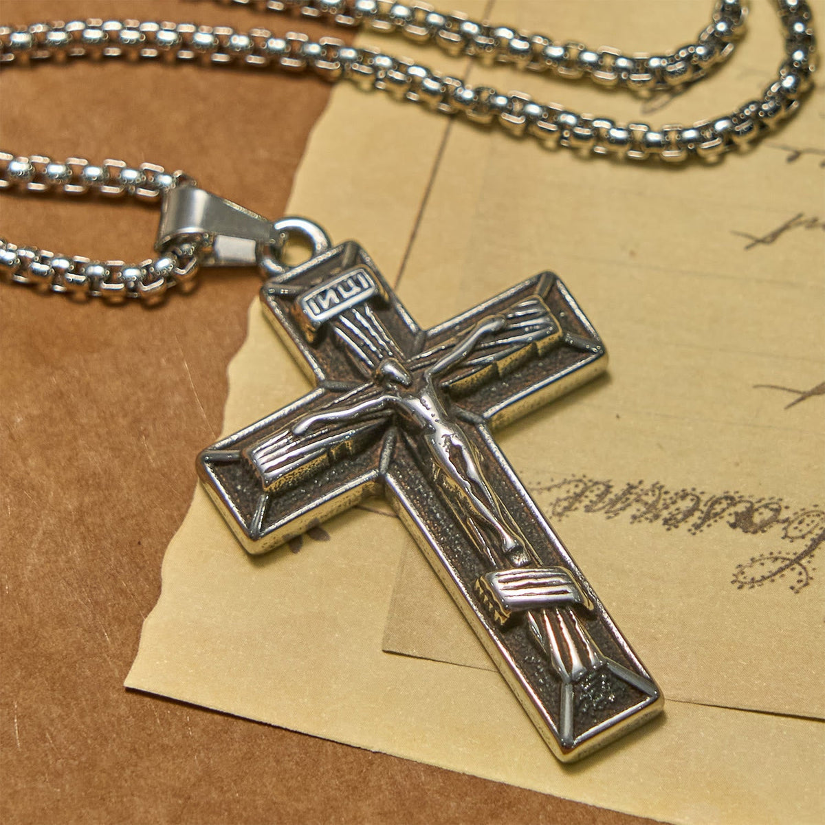 Retro Classic Style Crucifix Pendant Necklace