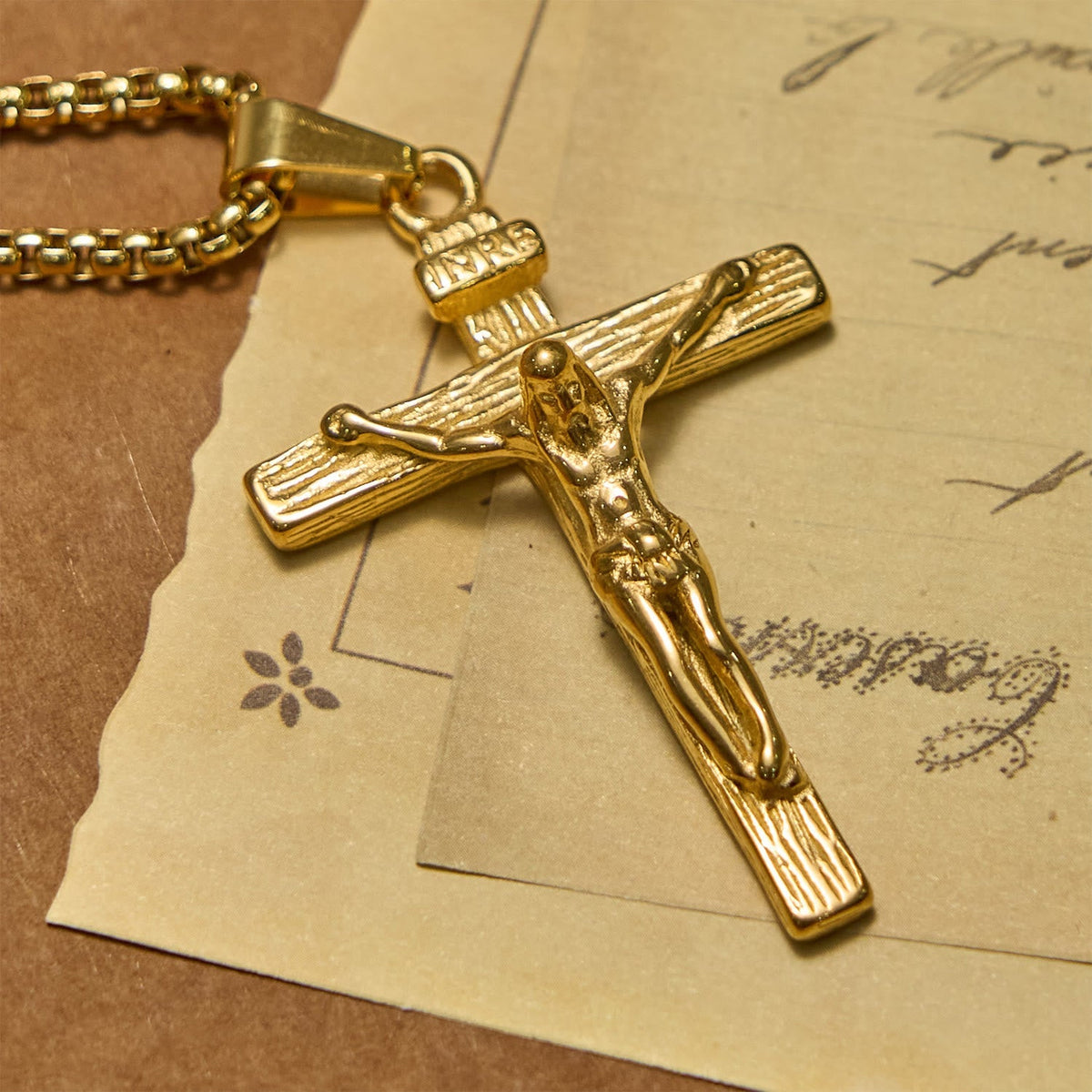 3color Crucifix Pendant Necklace
