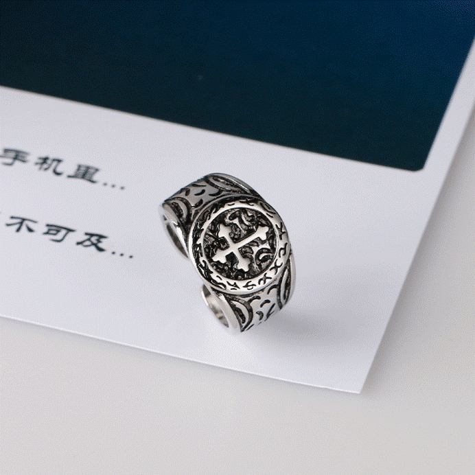 Classic Silver Cross Ring with Ornate Patterns