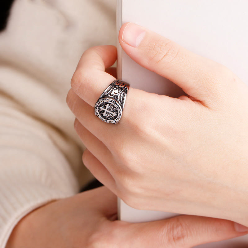 Classic Silver Cross Ring with Ornate Patterns