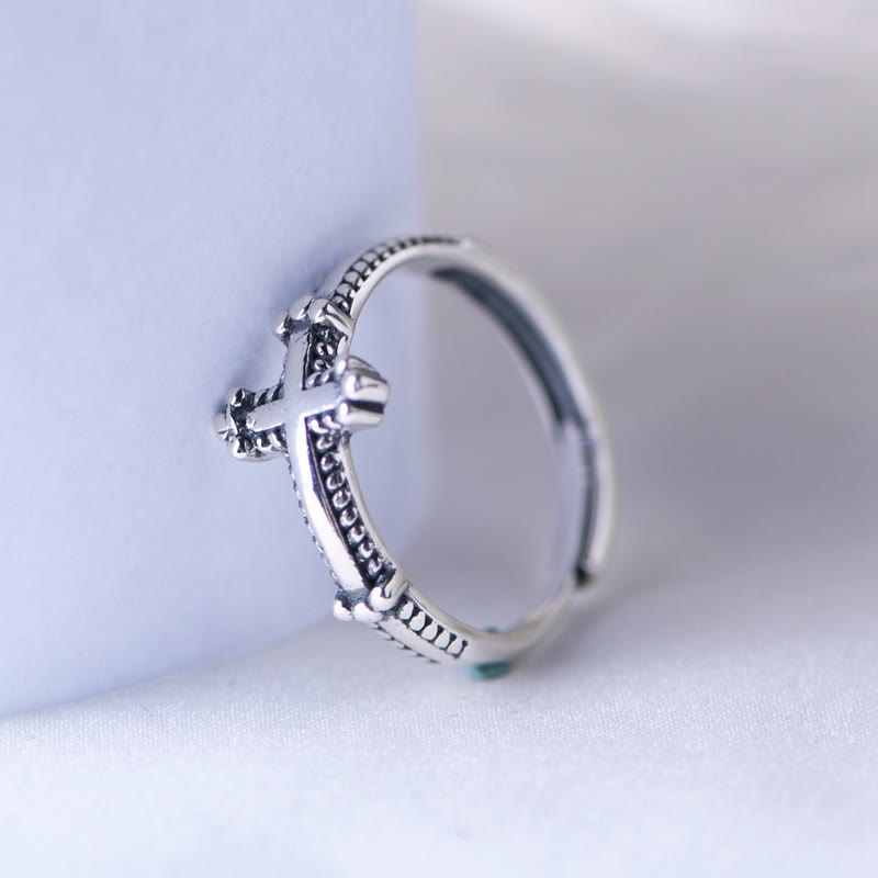 Minimalist 925 Silver Cross Ring with Ornate Rope Patterns