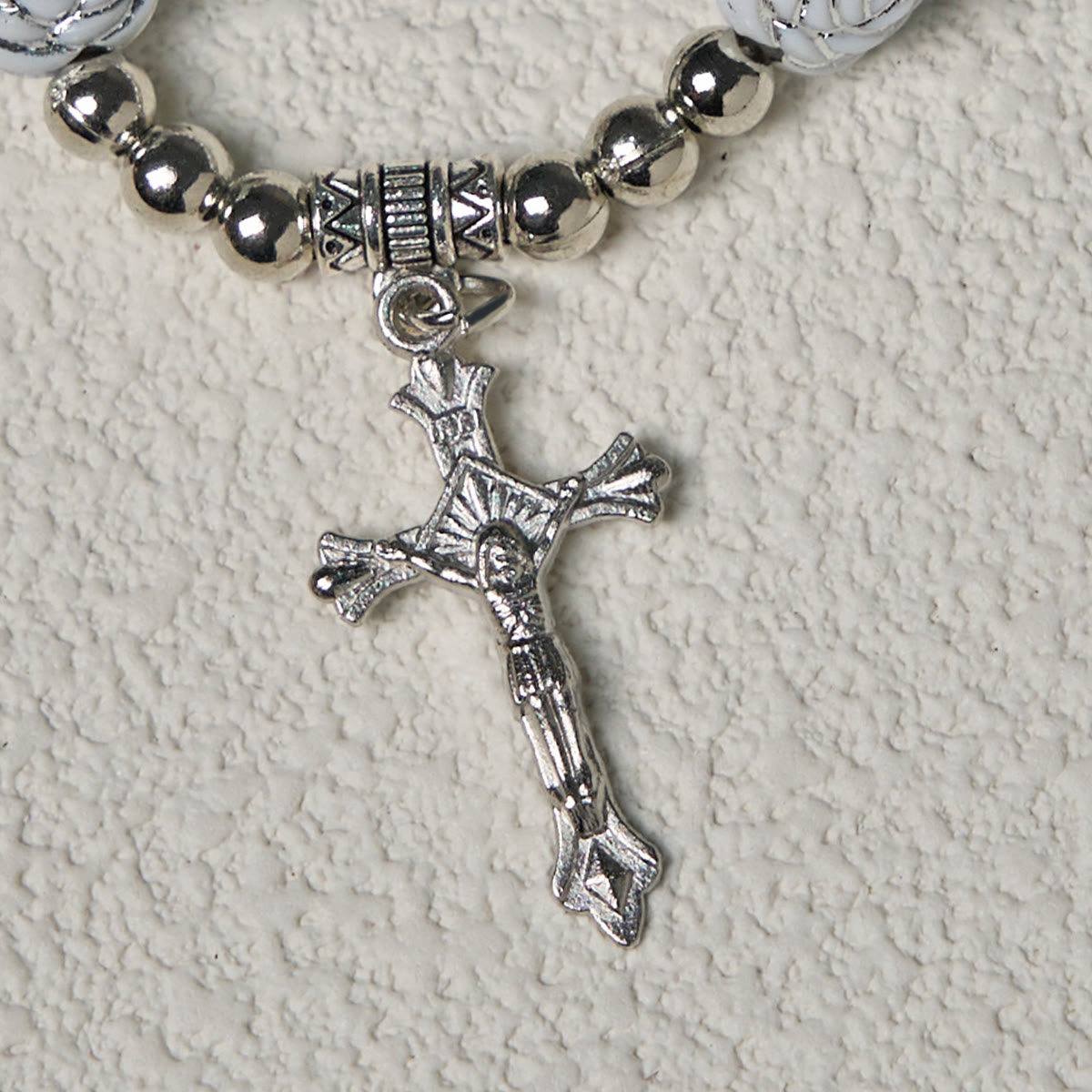 Delicate White Rose Devotional Beads Rosary and Bracelets with Virgin