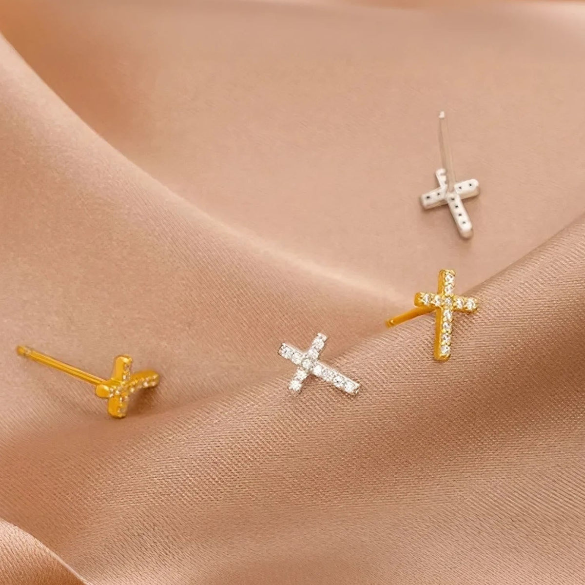 Minimal Quiet Shine S925 Faith Cross Earrings in Dual Color