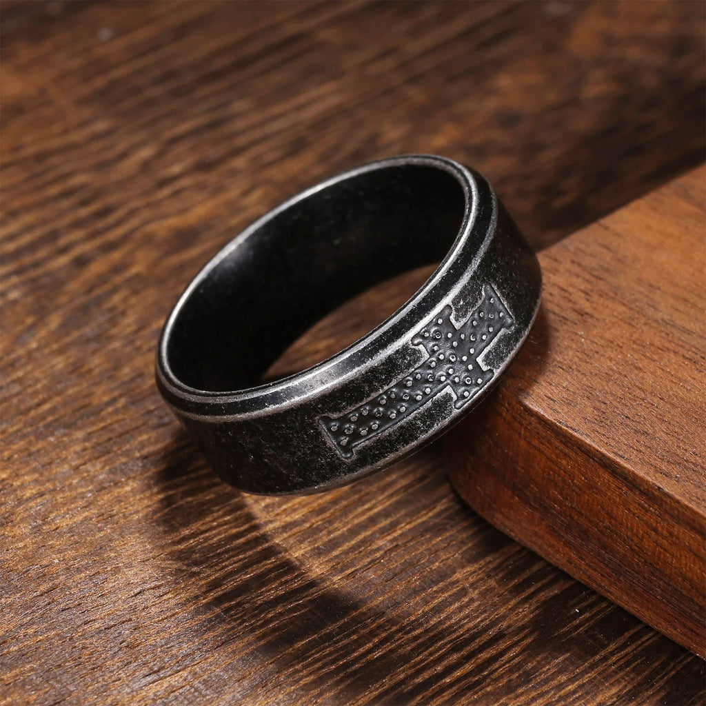 Dot-Accent Cross Ring