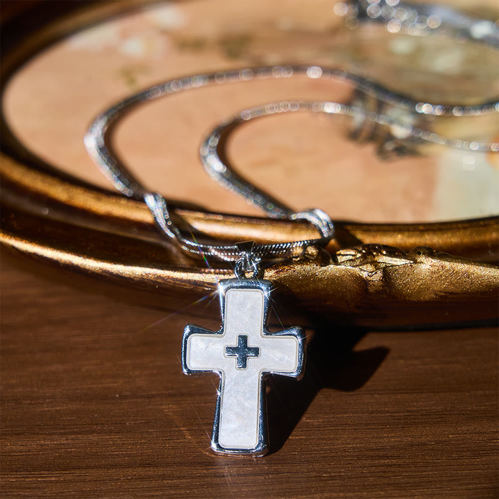 Double-Cross Two-Color Necklace