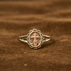 Dual-Tone Cross Ring