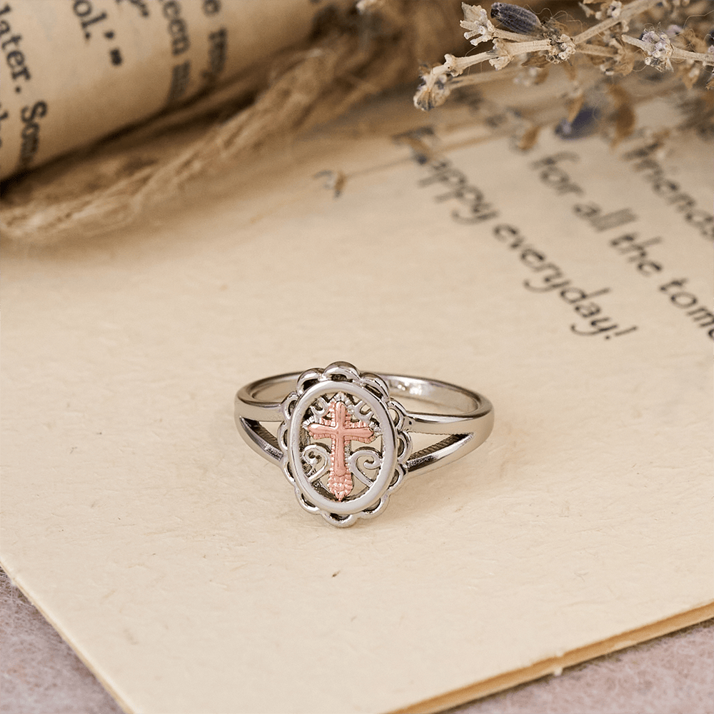 Dual-Tone Cross Ring