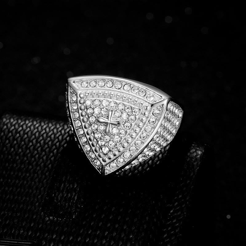 Bold Shield Cross Band Ring
