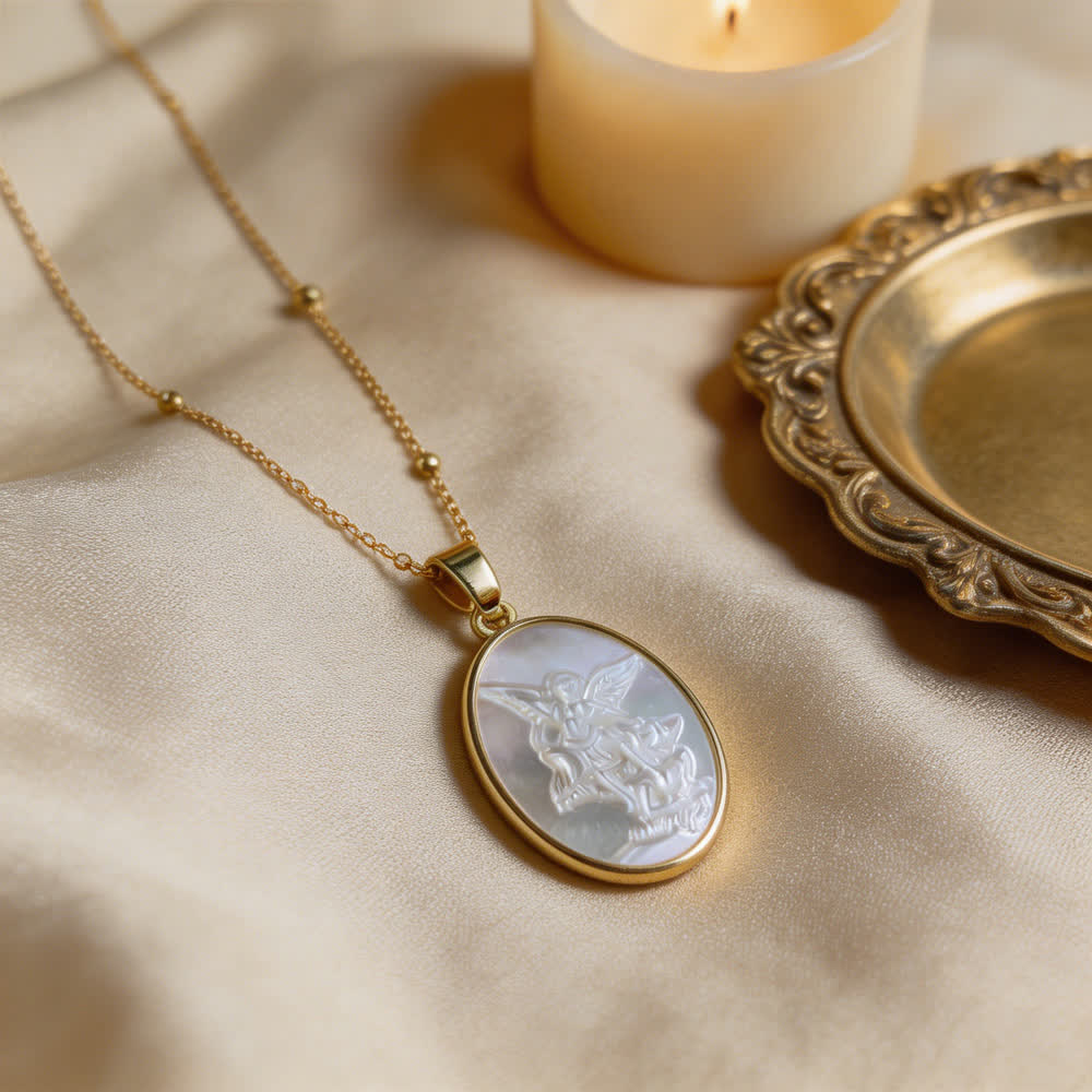 Natural White Pearl Saint Necklace